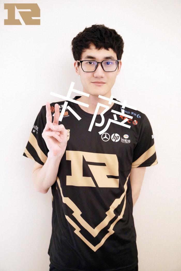 通过这样的 通过这样的