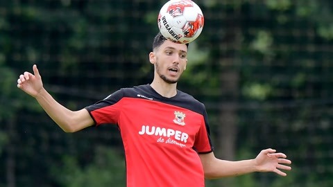 当他接到入 当他接到入