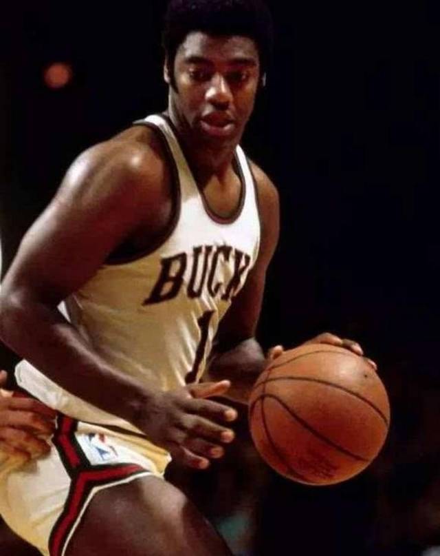 东京奥运会中国体育代表团第二批成员抵达东京.