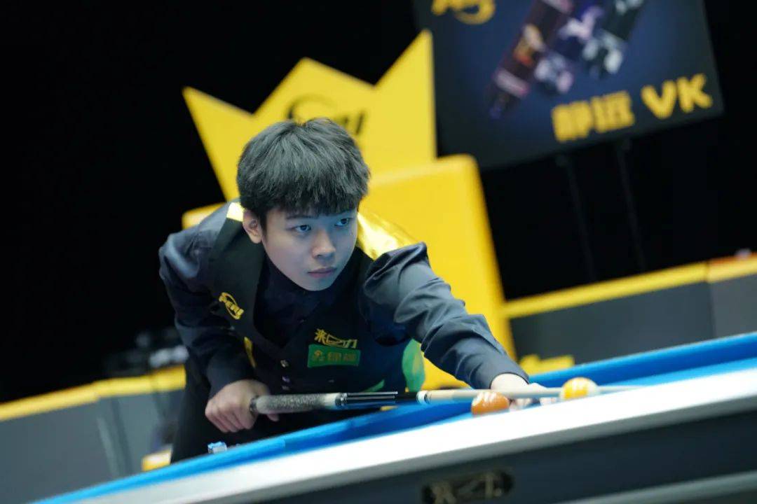 马卡：关窗前皇马可能会签下新中场，但不考虑引进罗德里