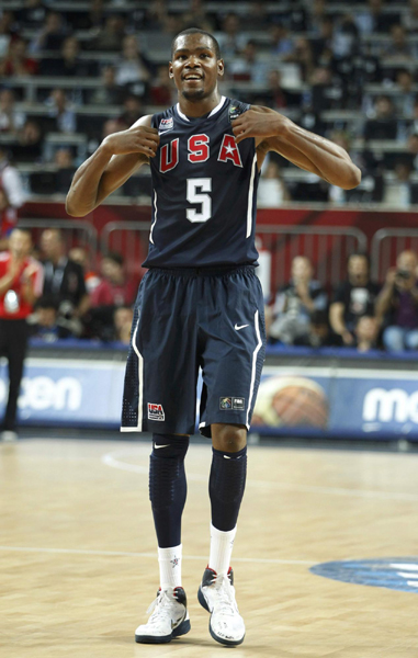 左外野手按 左外野手按