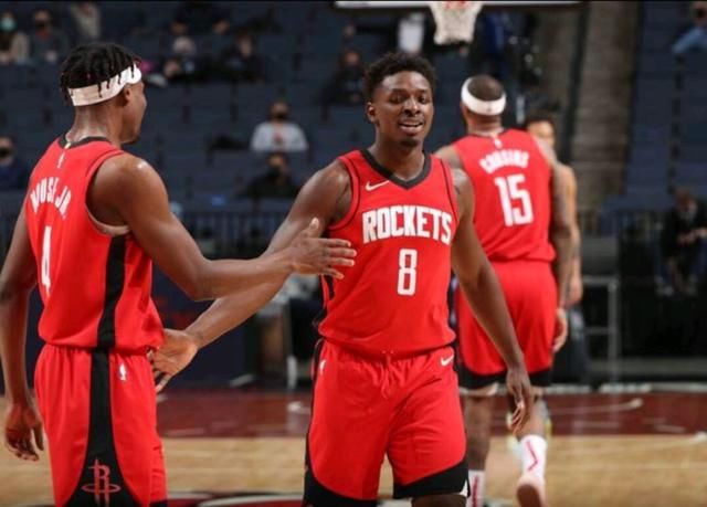 自完成传射 自完成传射